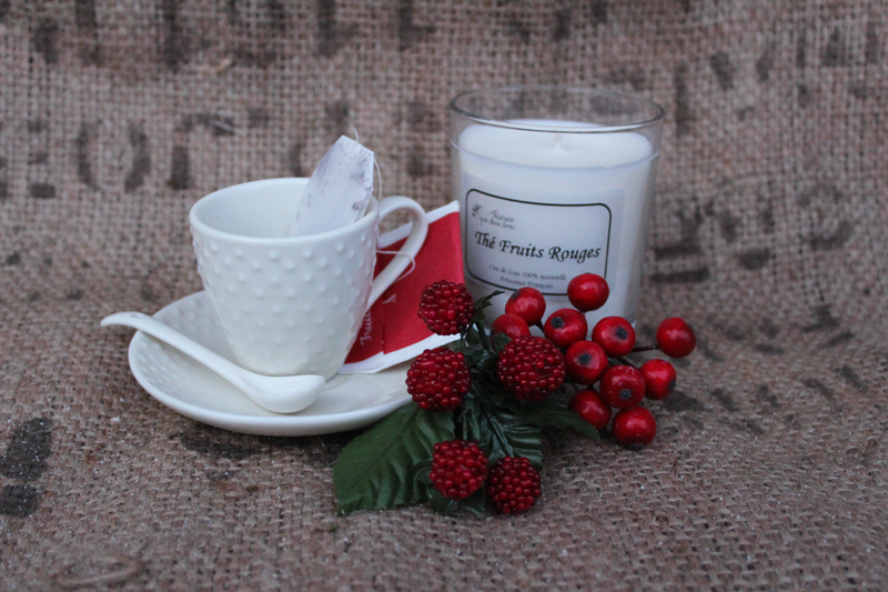 Bougie parfumée Ambiance thé aux fruits rouges grand modèle
