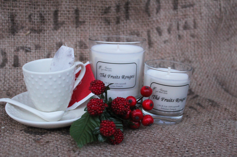 Bougie parfumée Ambiance thé aux fruits rouges petit et grand modèle