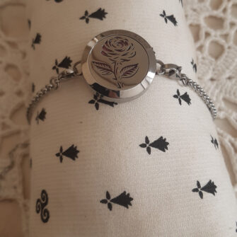 bracelet à parfumer rose